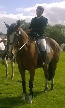 Oliver Davies Takes the Top Spot in the Dodson & Horrell 0.85m National Amateur Second Round at Wick St Lawrence Show Oliver Davies Takes the Top Spot in the Dodson & Horrell 0.85m National Amateur Second Round at Wick St Lawrence Show